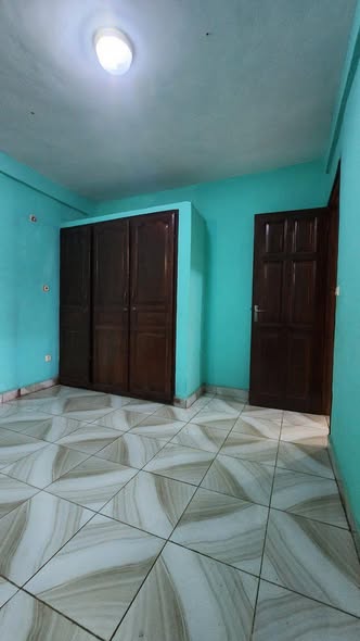 Appartement haut standing à louer à Odza