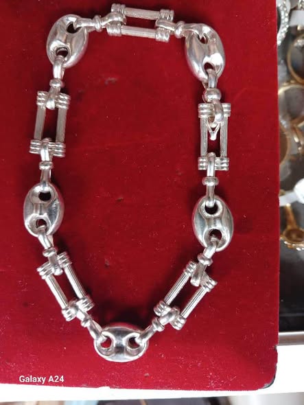 Bijoux en argent pur 925 disponibles
