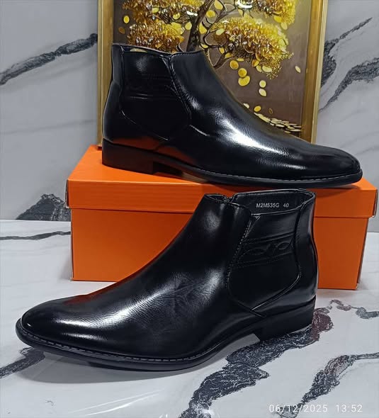 Chaussures d'origine, pointure 40 à 46