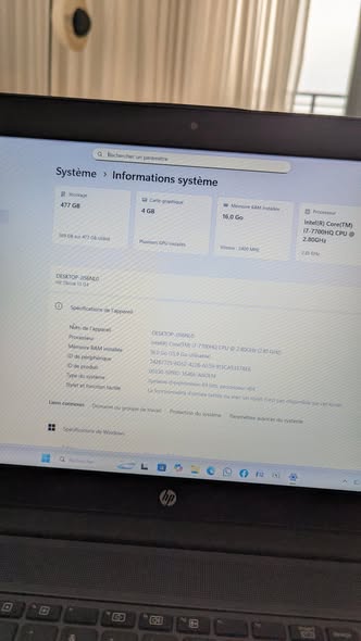 Ordinateur portable HP avec Intel i7 et 16GB RAM