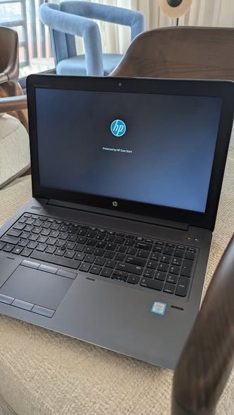 Ordinateur portable HP avec Intel i7 et 16GB RAM