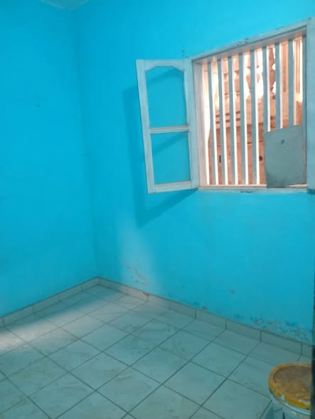 Chambre moderne à louer à Bafoussam