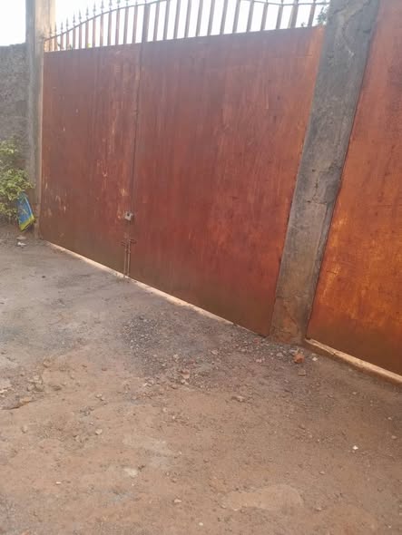Chambre moderne à louer à Bafoussam
