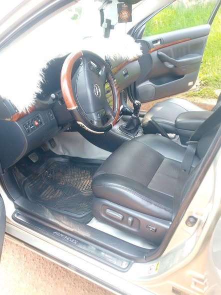 Toyota Avensis à vendre