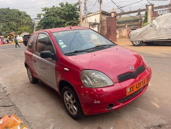 Toyota Yaris 1 portière à vendre
