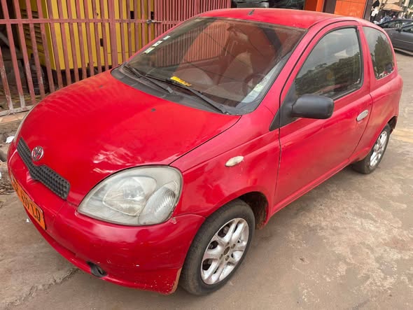 Toyota Yaris 1 portière à vendre