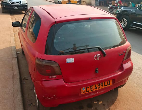 Toyota Yaris 1 portière à vendre