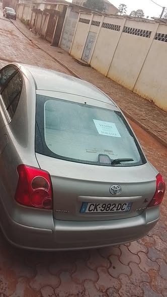 Voiture Avensis d'occasion à vendre