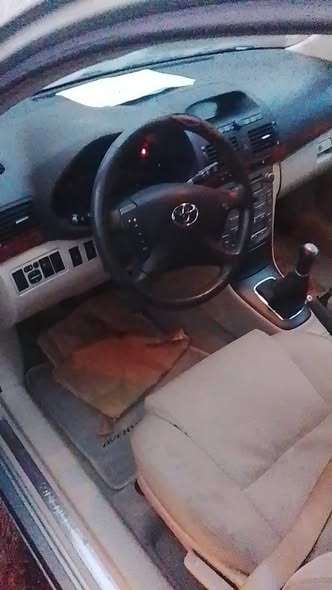 Voiture Avensis d'occasion à vendre