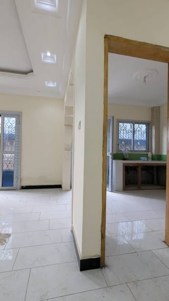 Appartement 5G nouvellement construit à Douala Nkolbong