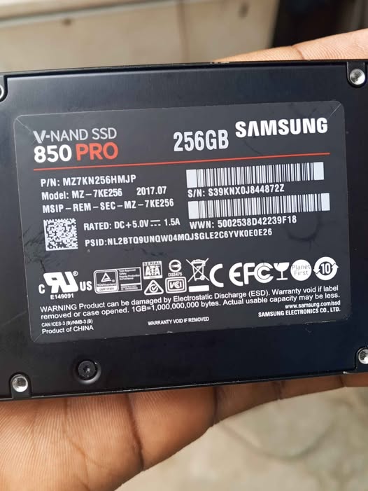 Disque dur SSD SATA 256gb