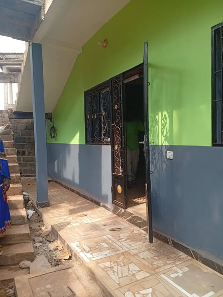 SERVICE IMMOBILIER BAFOUSSAM - 2 chambres salon