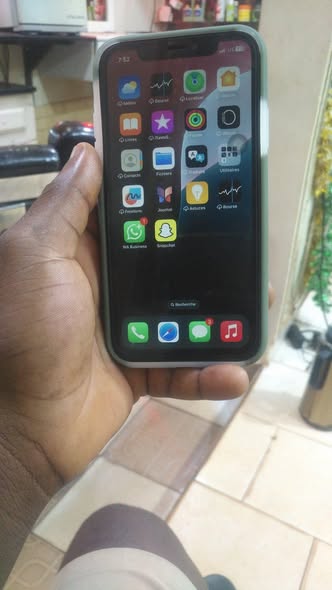 iPhone XR neuf 64GB à vendre