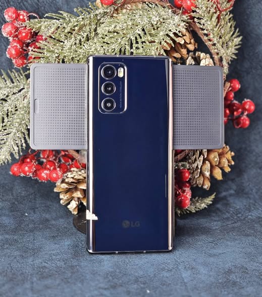 LG Wing avec deux écrans indépendants