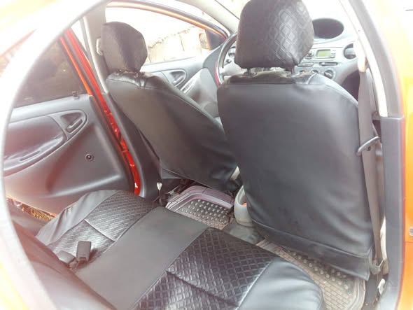 Yaris 2004 nouvellement immatriculé