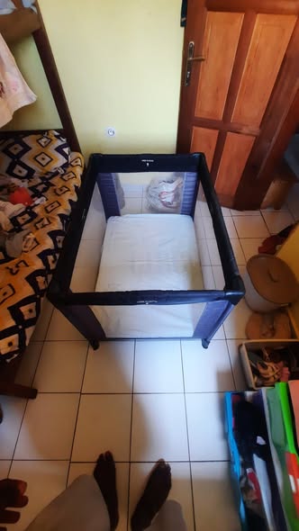 Lit bébé en bon état à vendre