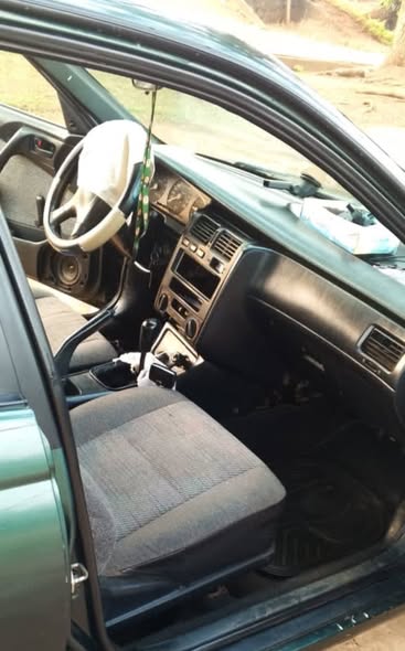 Toyota Carina E berline à vendre