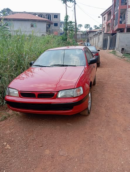 Toyota Carina E berline à vendre