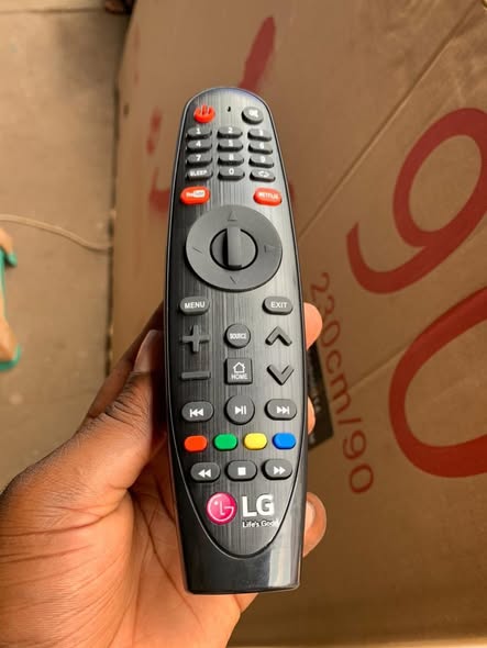 LG Smart TV 75" neuf