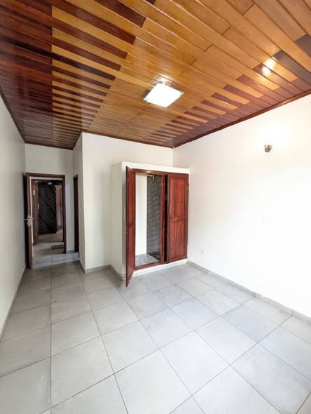 Appartement moderne à Odza