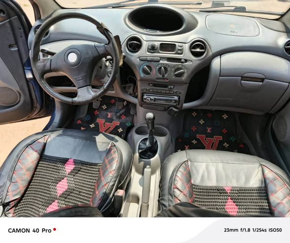 Yaris 2002 super propre à vendre