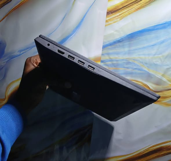 Lenovo Ideapad CORE i3 10è génération