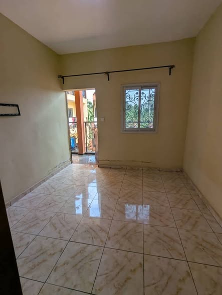 Chambre à louer à Yaoundé Nkolfoulou