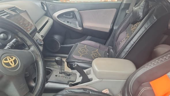 Voiture automatique essence à vendre