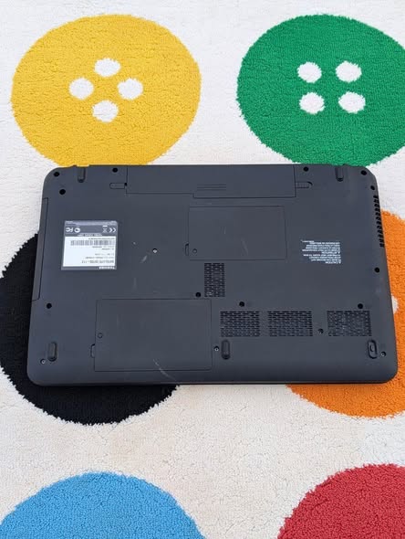 Laptop Toshiba propre core i3