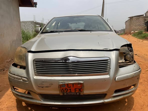 Vente Avensis à Yaoundé