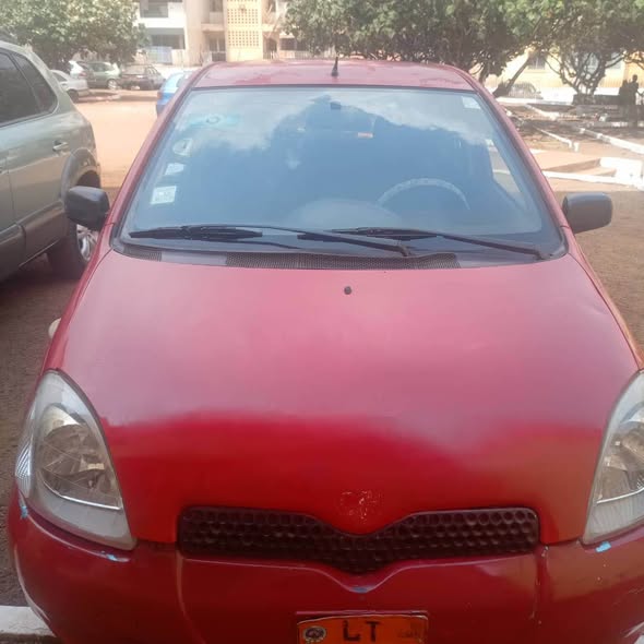 Yaris 2002 à vendre à Yaoundé