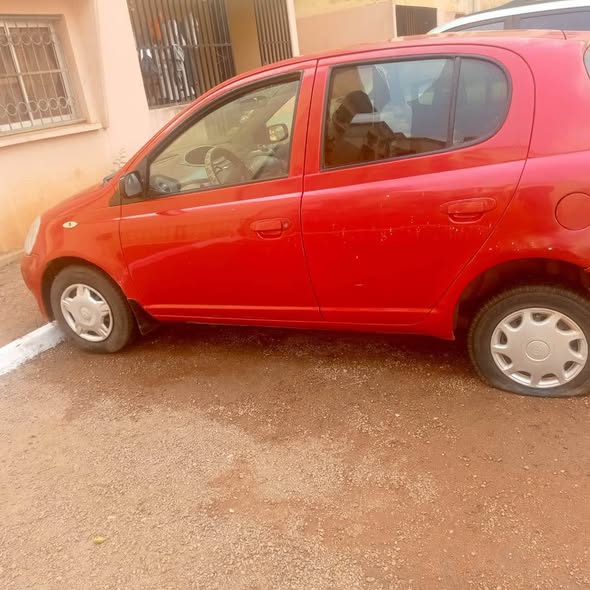 Yaris 2002 à vendre à Yaoundé