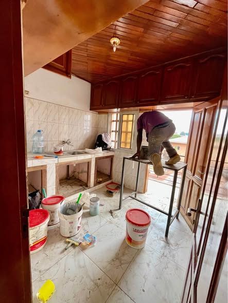 Appartement moderne à louer à Efoulan