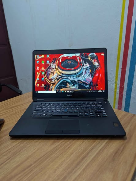 Dell Latitude E7470 Intel core i7 6e Gen