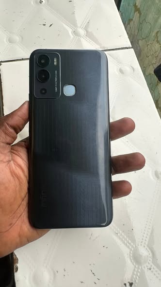 Téléphone Infinix en vente