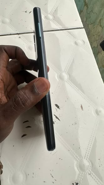 Téléphone Infinix en vente