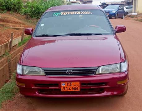 Toyota Corolla 100 berline extrêmement propre