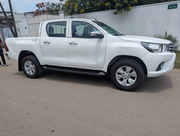 Toyota pick-up Hilux 2018 à vendre