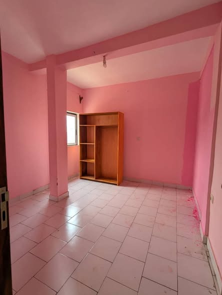 Studio moderne à louer à Nsam