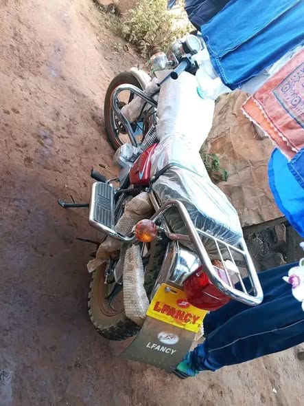 Moto à vendre, 1 mois d'utilisation