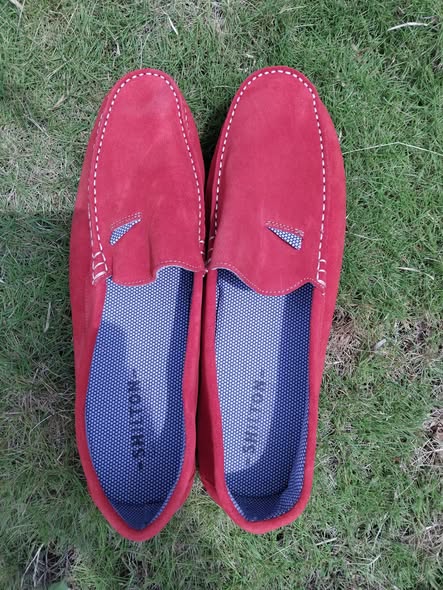 Très belle mocassin en cuir dain italien