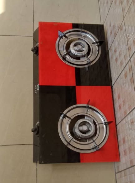 Cuisinières et plaque à gaz en vente