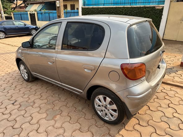 Toyota Yaris année 2005 à vendre