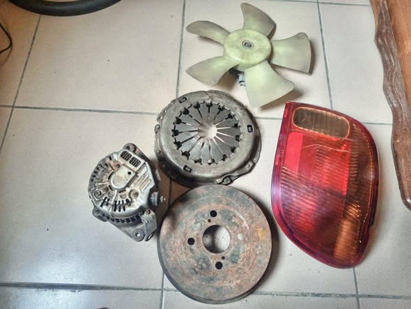 Pièces pour Yaris D4D