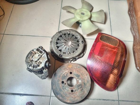 Pièces pour Yaris D4D