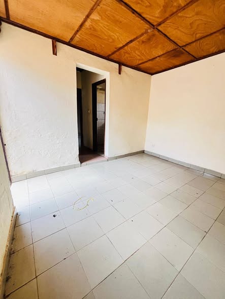 Studio moderne à louer à Etoug ebe