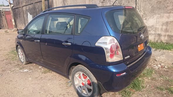Corolla verso 7 places très propre