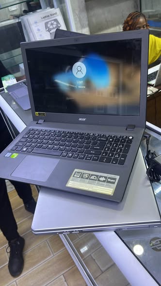 Laptop Gaming ACER Core i5