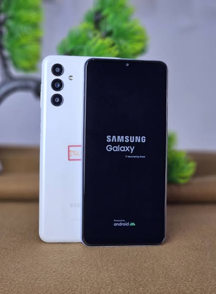Samsung Galaxy 128Gb 4G Ram