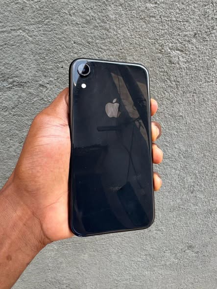 iPhone XR 64G à vendre